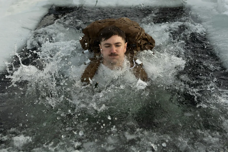 Glacier Plunge cold-water pool